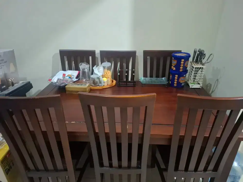 Meja makan jati jepara