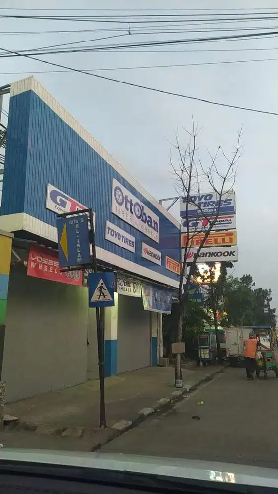 Jual Ruang Usaha Lokasi Strategis