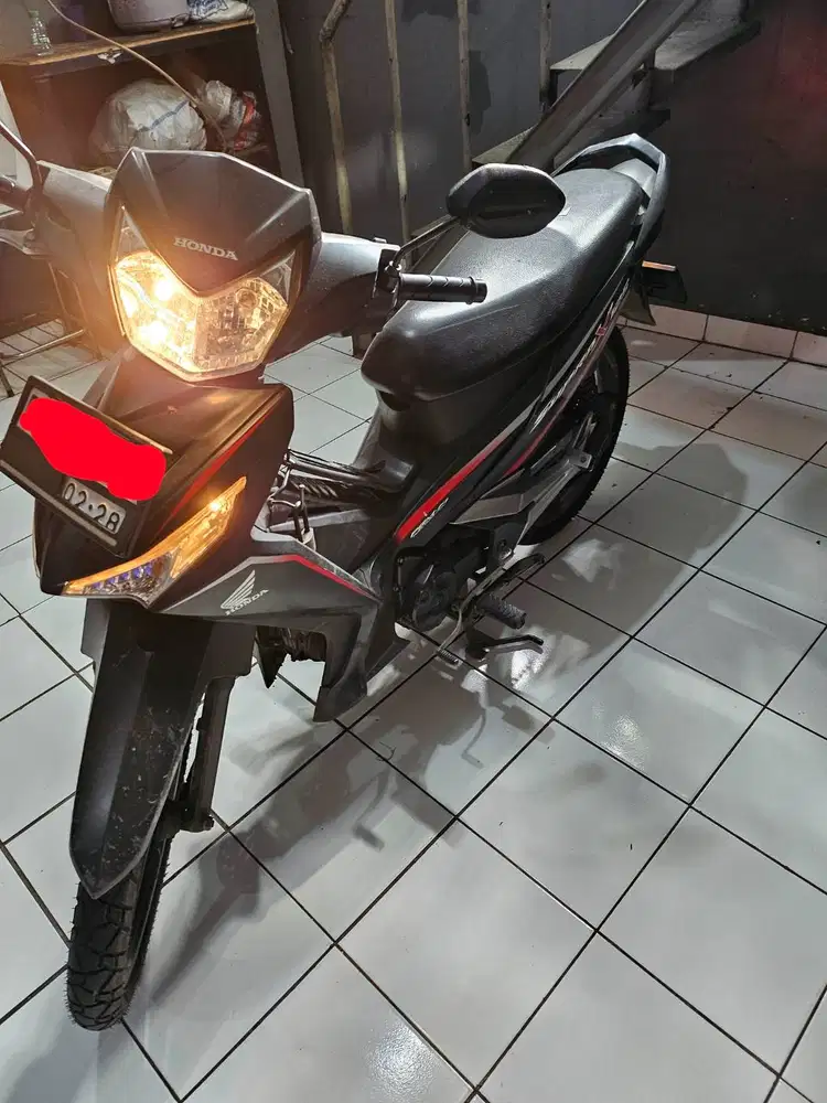 [ ISTIMEWA / ANTIK ] HONDA SUPRA X 125 2018