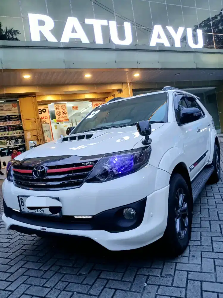 Jual CepatFortuner Vnt Trd 2.5 A/T Diesel