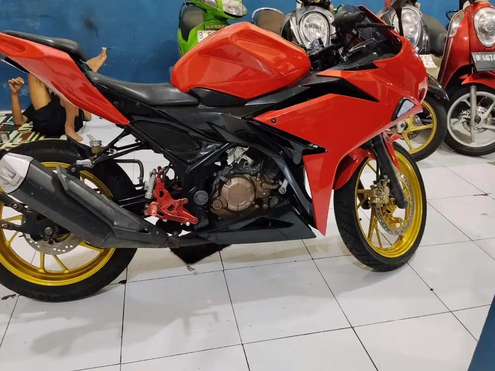 (di jual) Honda CBR feslif 2017