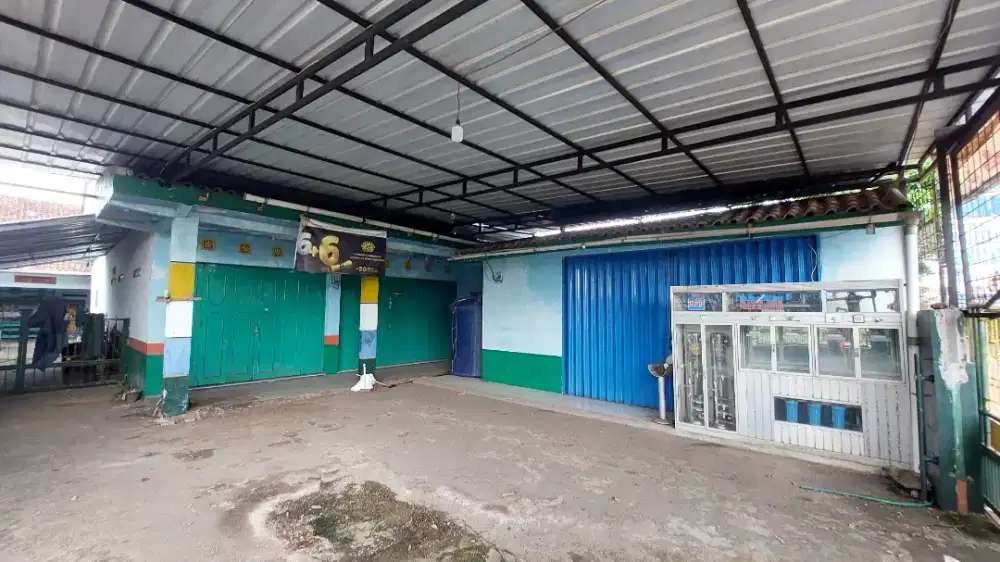 Dijual Rumah Strategis Pinggir Jalan Raya - Cocok Untuk Usaha & Hunian