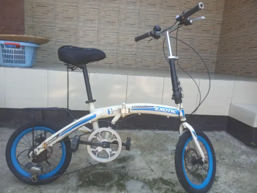 Sepeda lipat EXOTIC 6 speed, ban baru ganti