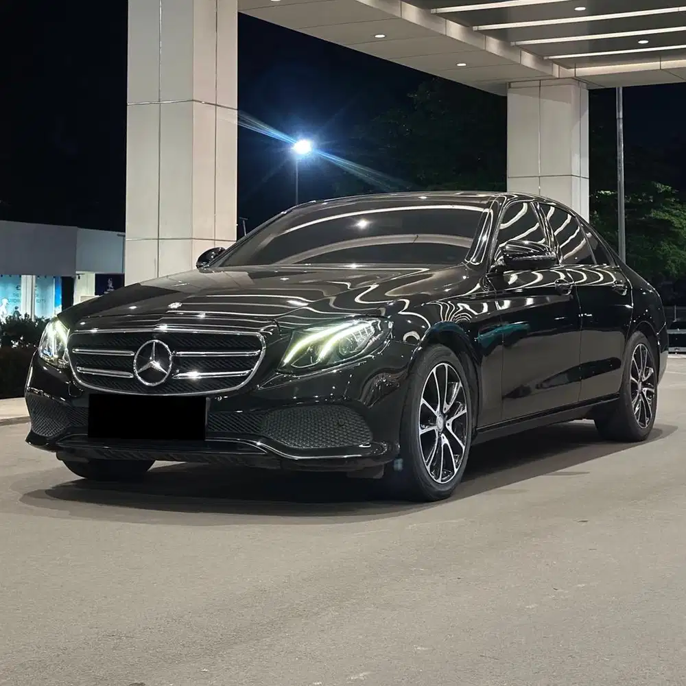 (CASH) Mercedes Benz E300 W213 2016