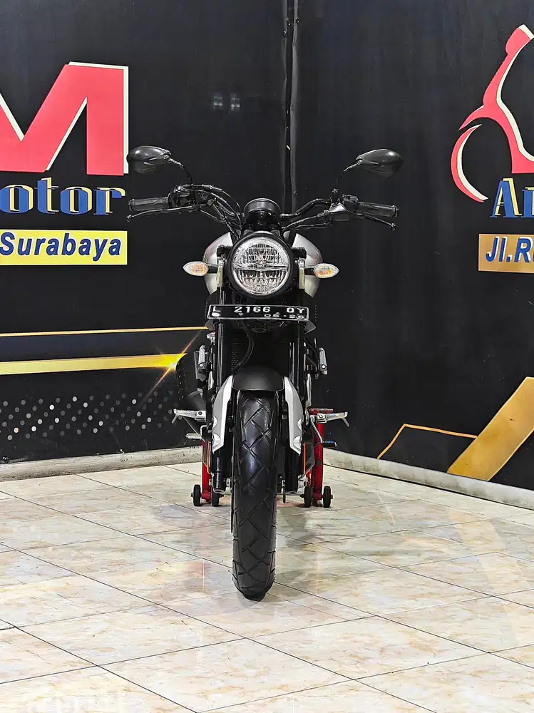 Xsr 155cc silver odo 10rb retro modern nyaman.Anugerah motor rungkut