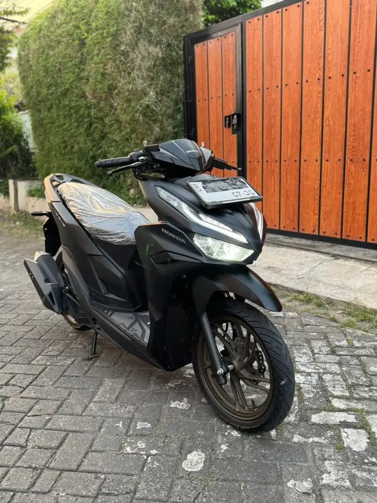 KM 100 Perak! SUPER GRESS ALL NEW VARIO 125 KEYLESS CBS ISS 2025 BL 7
