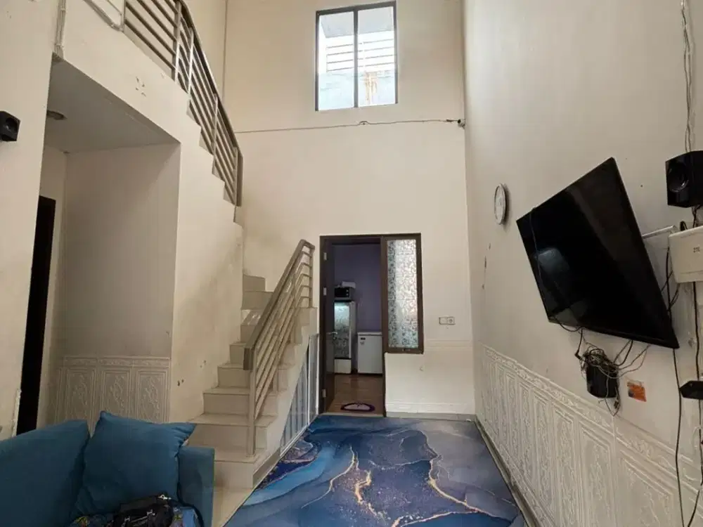 Dijual Rumah Renovasi diShinano JGC, Mezzanine, Siap Huni Harga Nego (015)