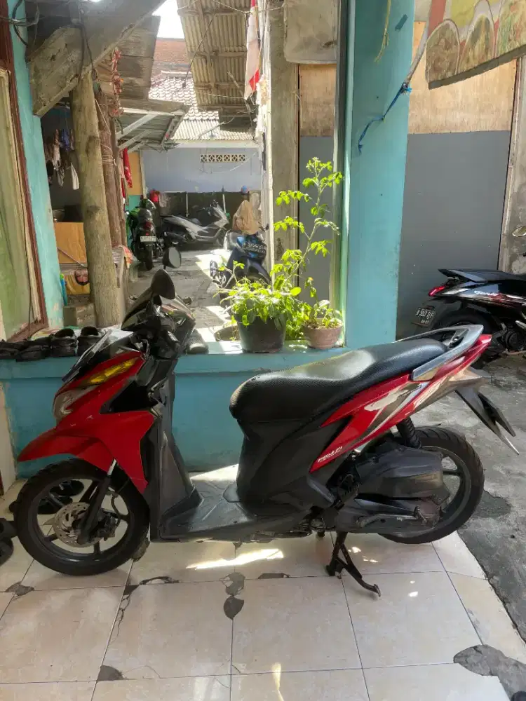 VARIO KZR 125 2014
