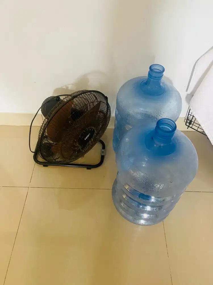 Kipas angin + galon air murah