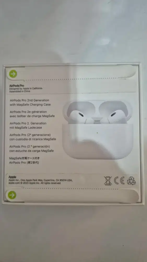 Apple Airpods pro - 2nd generation- USB C, putih . baru masih segel.