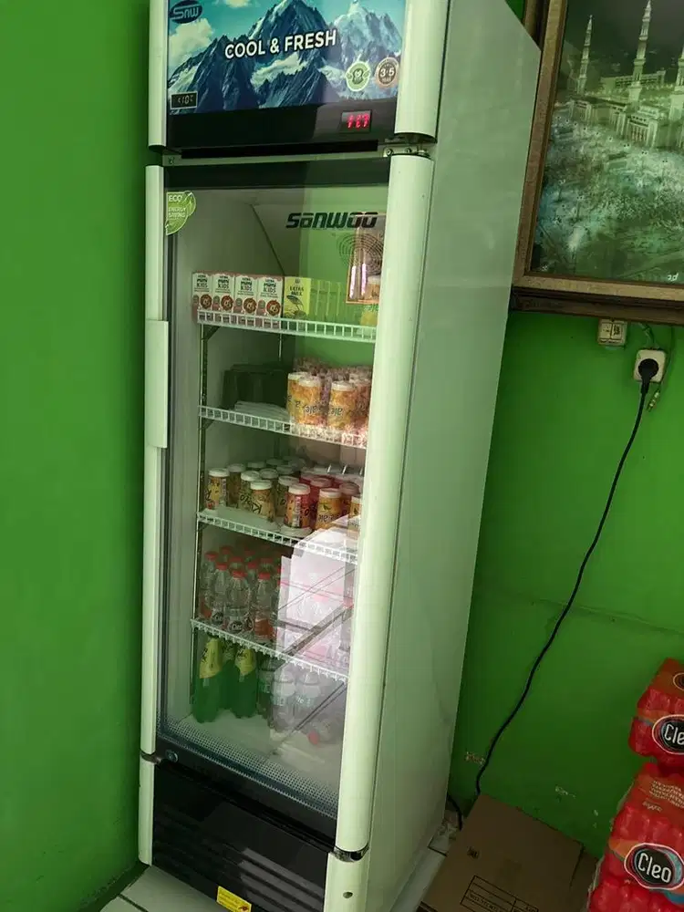 Kulkas  pendingin minuman