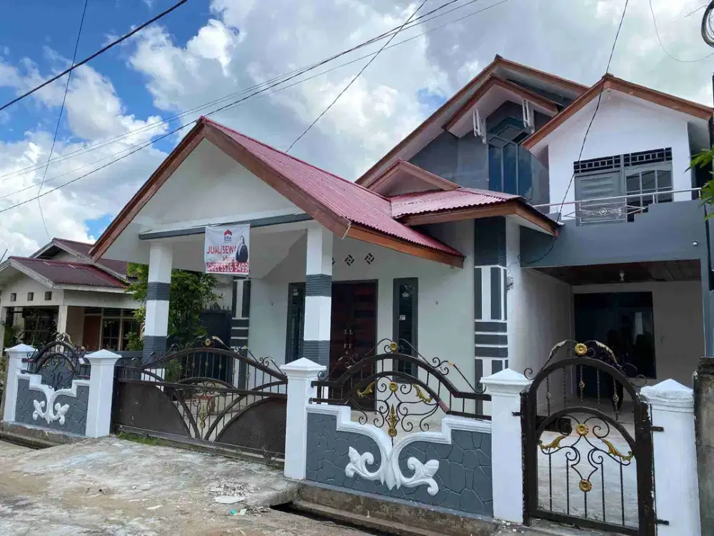 dijual/disewa rumah bernuansa modern non furnished dekat swalayan dan rumah sakit di jl.sungai raya dalam