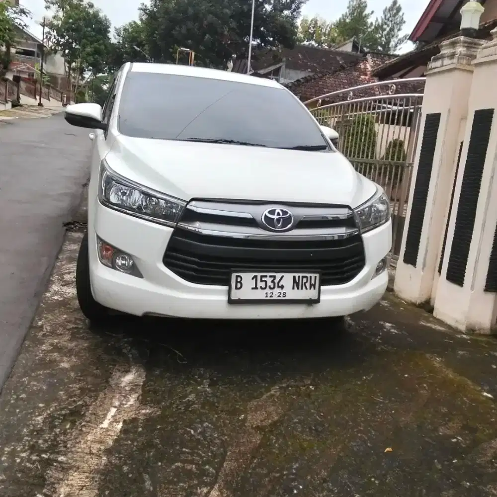 Innova reborn diesel 2018 AT