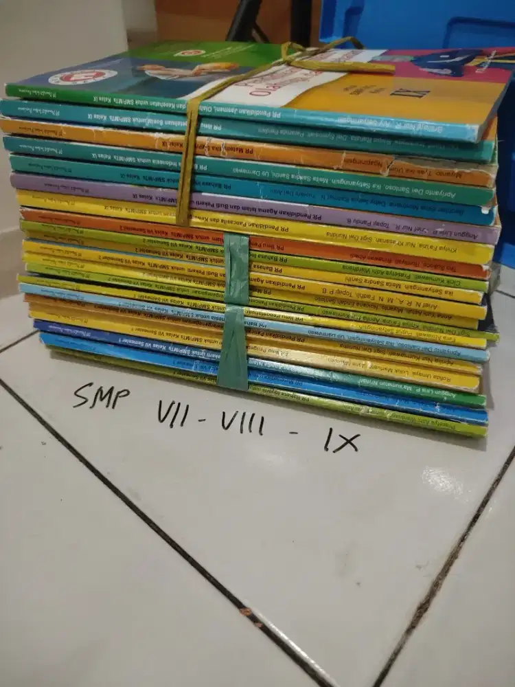 Buku SMP Gratis kelas 7 8 9 Penerbit Intan Pariwara