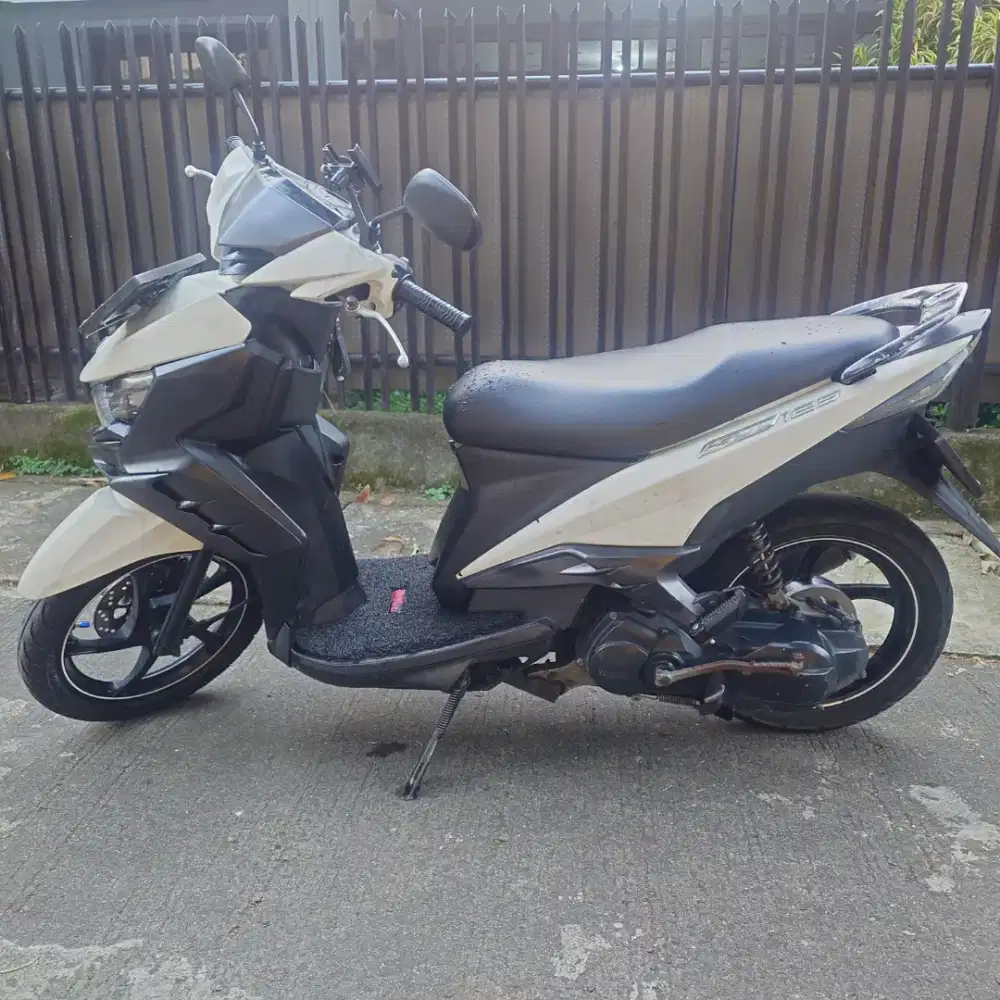 Yamaha Xeon GT 125 2014 Hitam Putih Normal