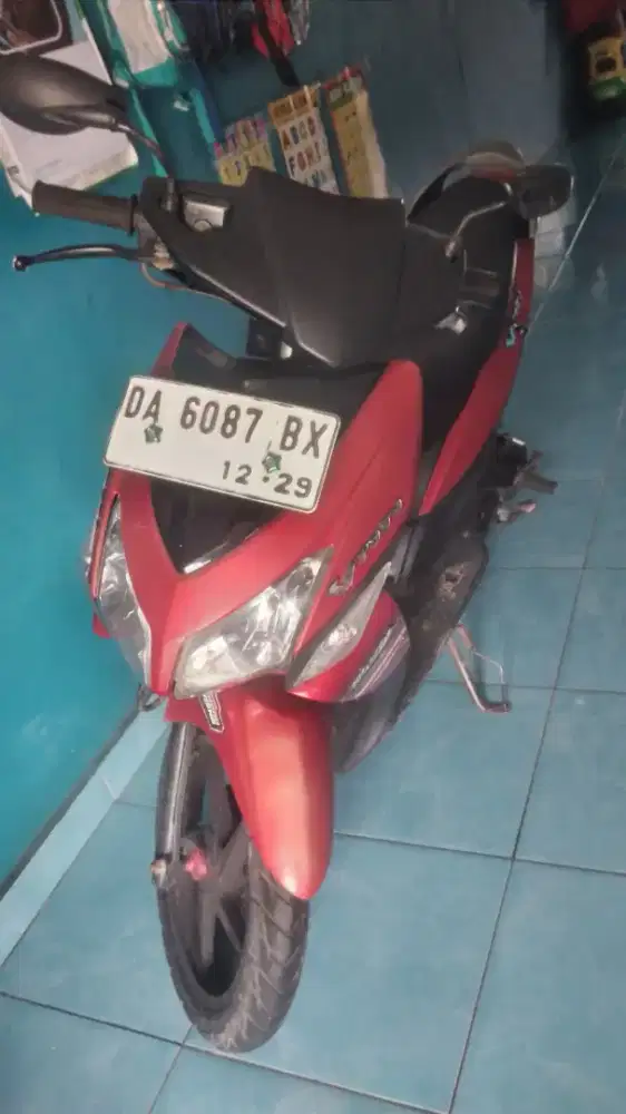 Honda vario cewe thun 2009 masih baik bagus Ss lengkap  hidup panjang