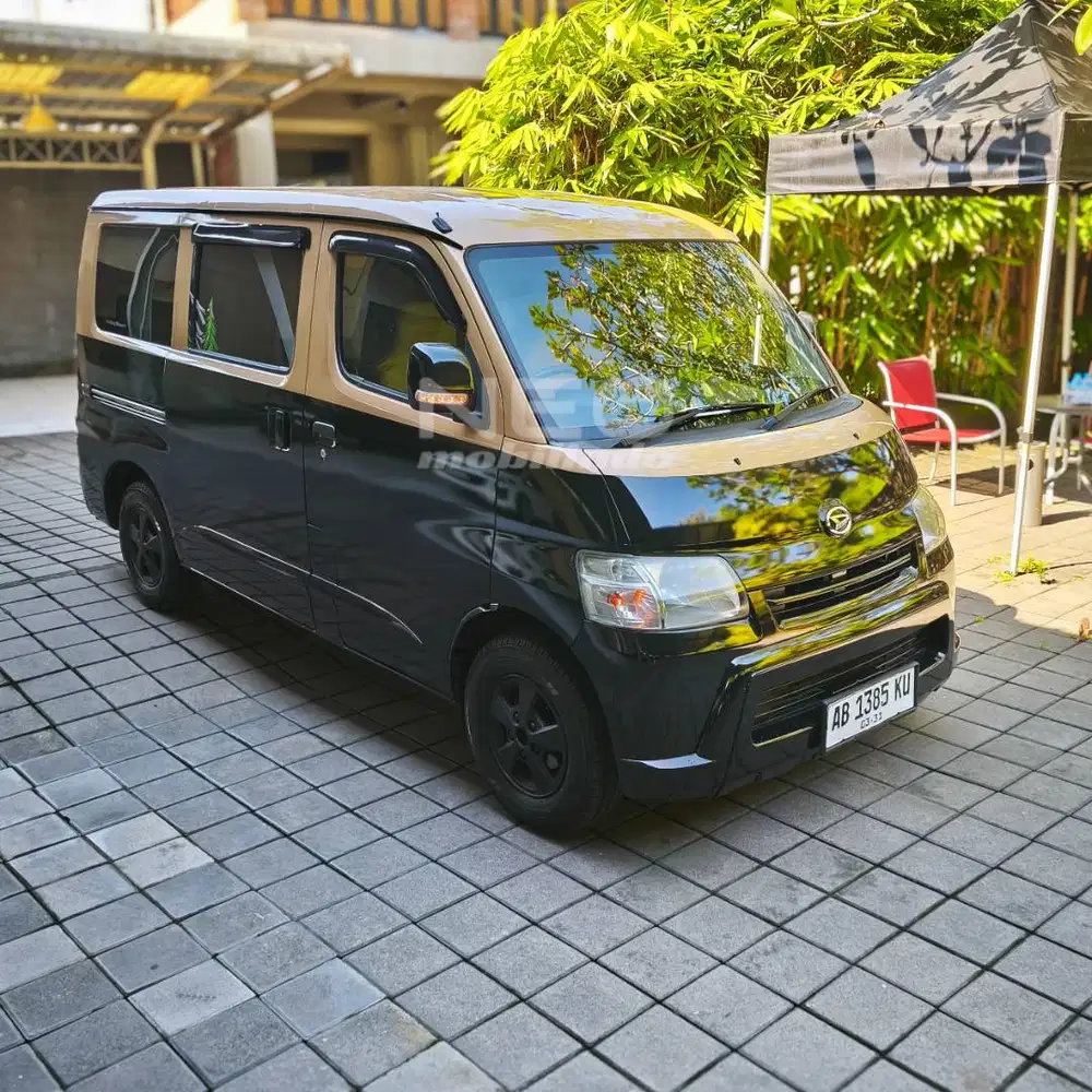 DAIHATSU GRANDMAX 1.3 D MT 2011 HITAM