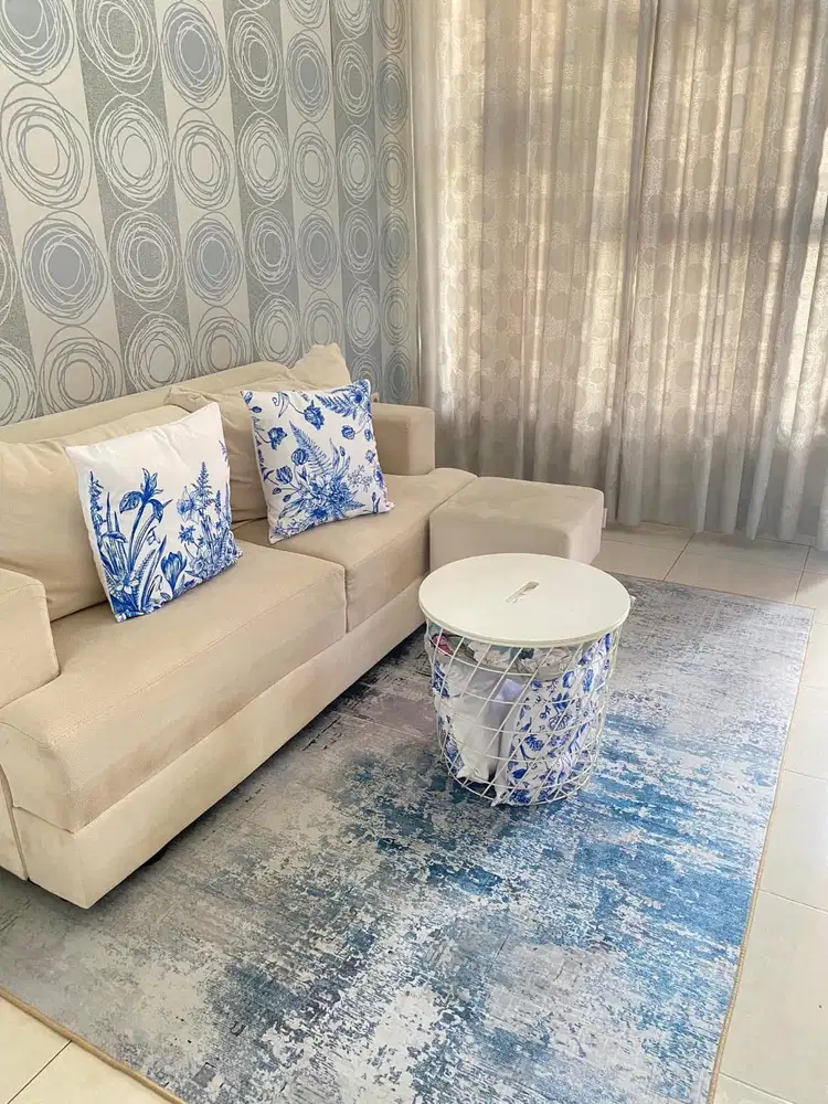 Gorden Abu-Abu Muda Helai