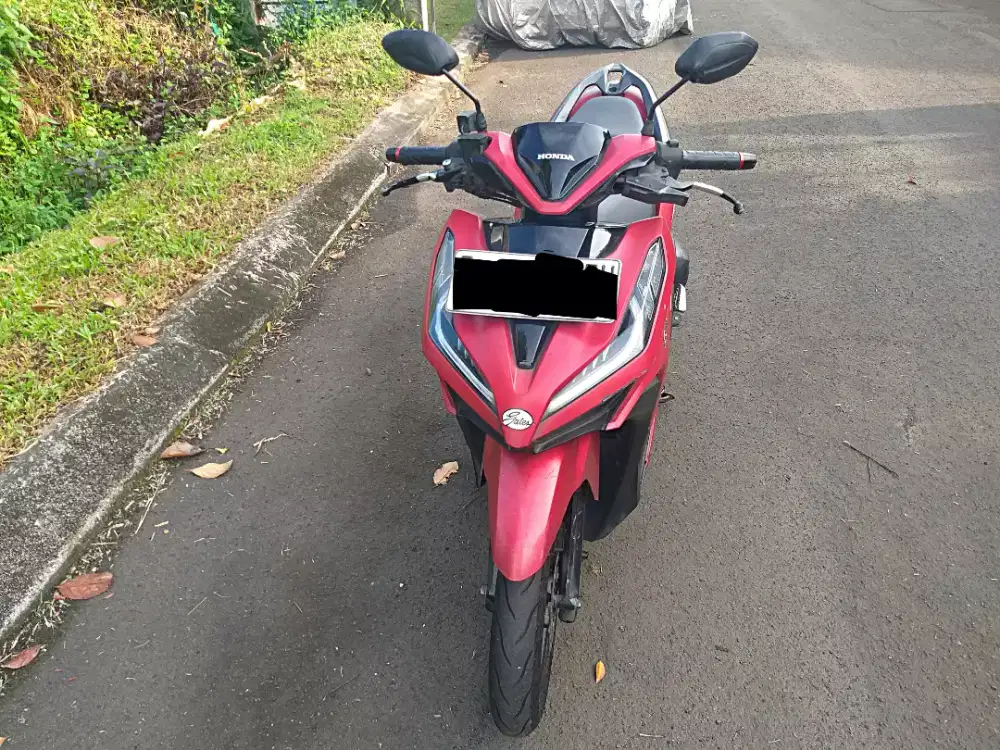 Honda vario 150 cbs iss keyless th 2018 pajak panjang