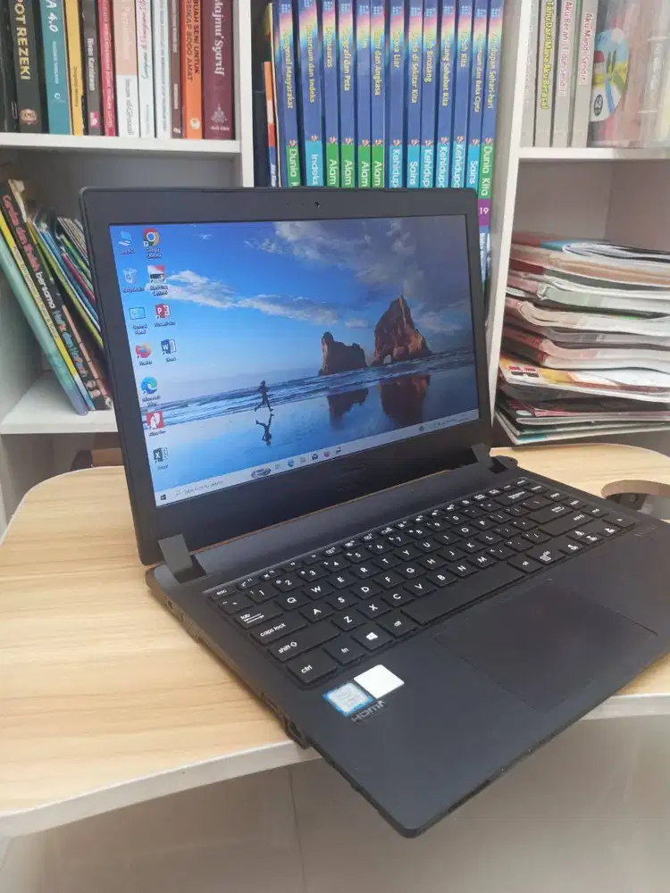 Laptop Asus Pro Intel Core I5 Gen 8 Ram 8GB SSD 256GB Mulus Normal