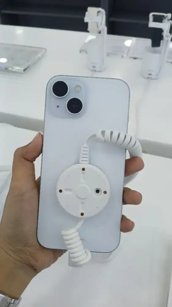 Promo grand opening iPhone 15