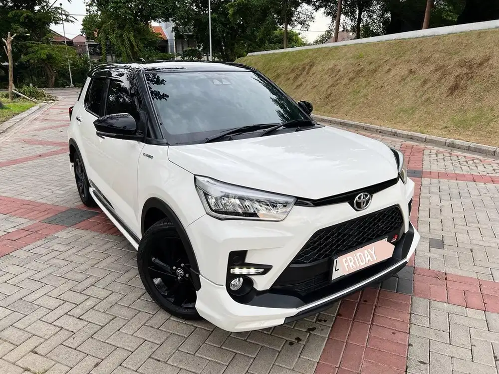 KM 18rb | TOYOTA RAIZE TSS GR TURBO 2023 ORI 100% x brio hrv xpander