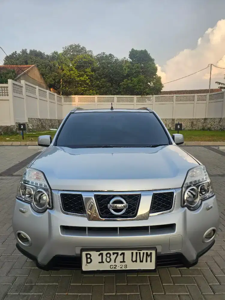 NISSAN XTRAIL 2.0 CVT 2012 FACELIFT SILVER