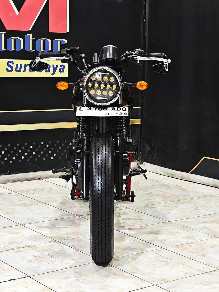 W175 Black Stayle racer gass tampil menawan .Anugerah motor rungkut