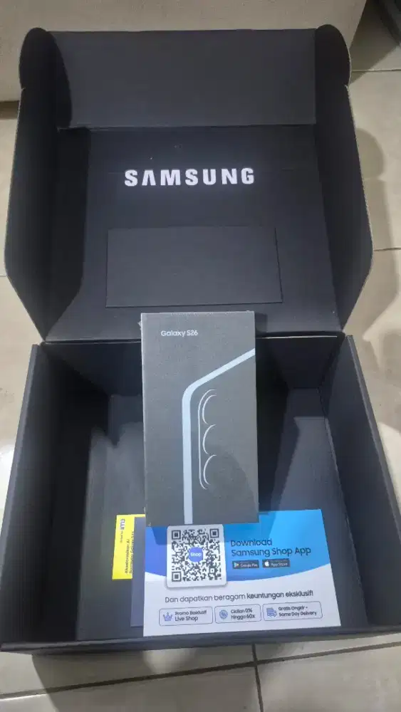 Samsung Galaxy S26 Reguler Silver Shadow 12/512 Gb SEIN Segel