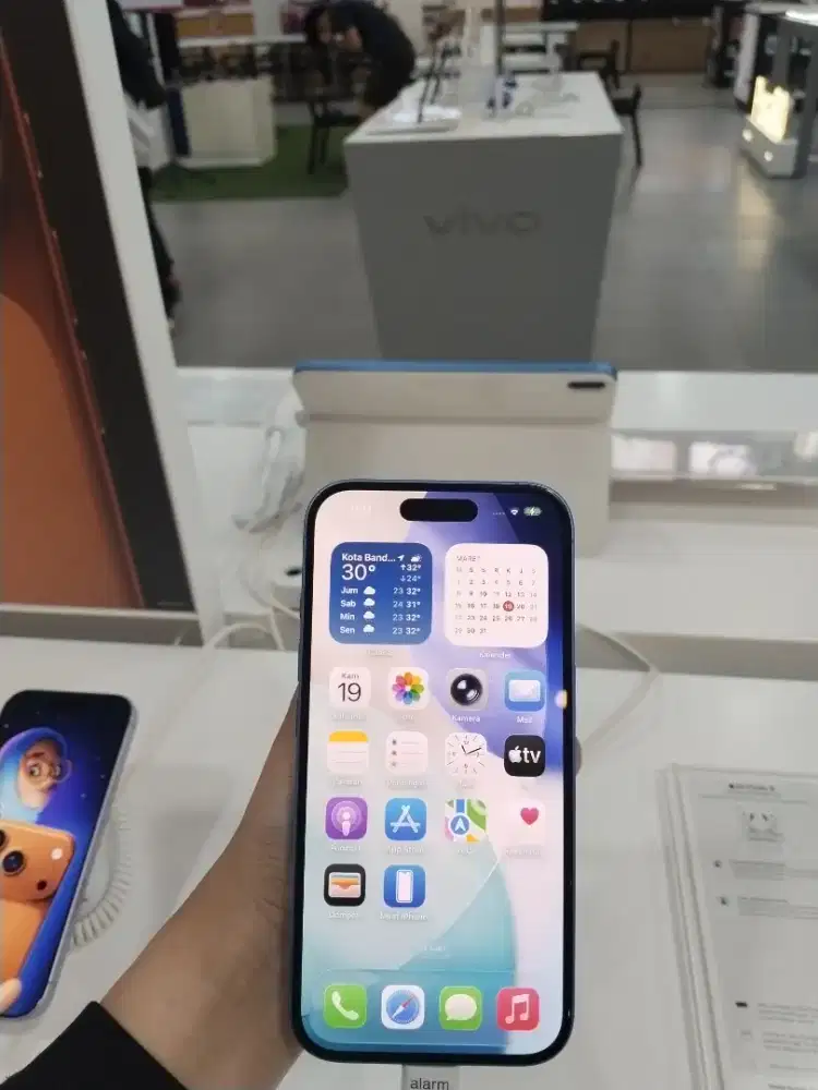 Iphone 16 garansi resmi kredit cicilan 0% dg home credit