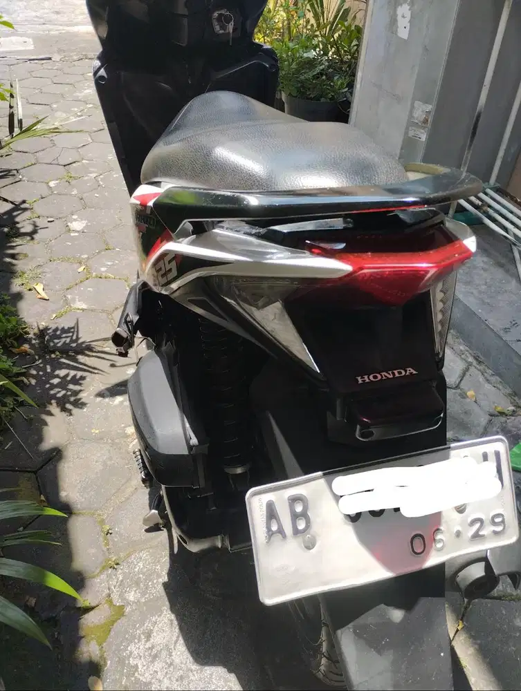 Vario KZR Techno 125 th 2014