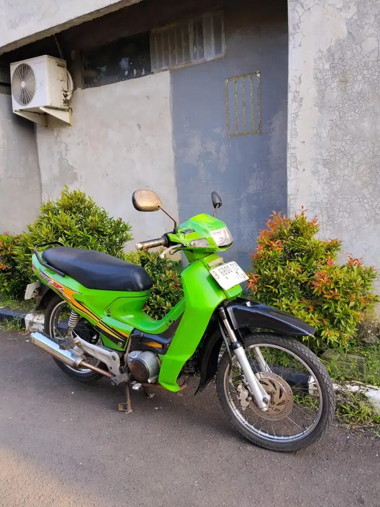 jual kaze r 2004 kondisi gres