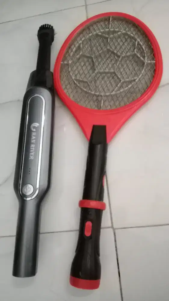 Vacuum cleaner portable + raket nyamuk