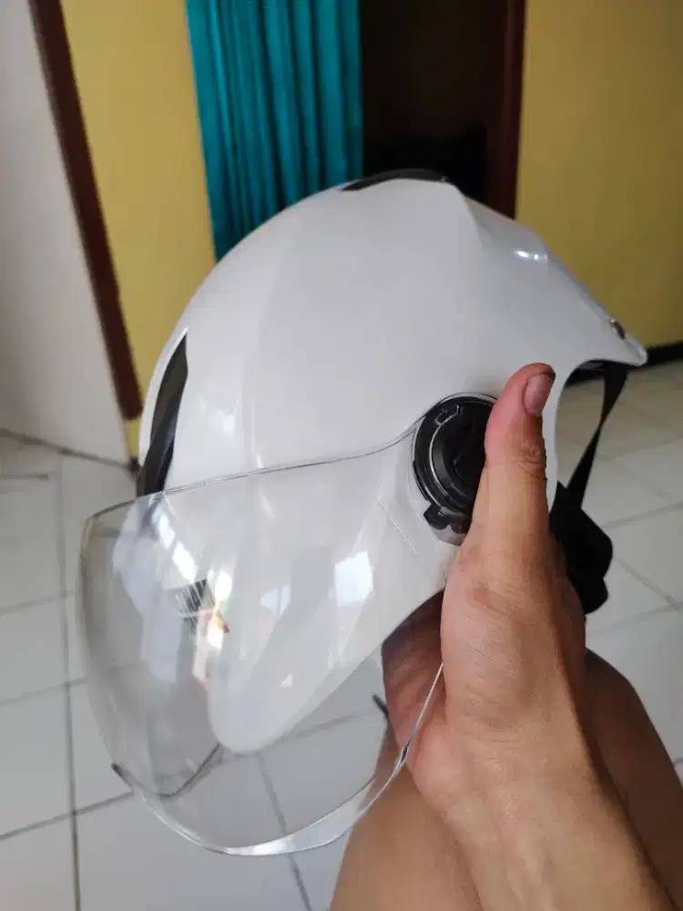 Helm nguyen/helm speda listrik