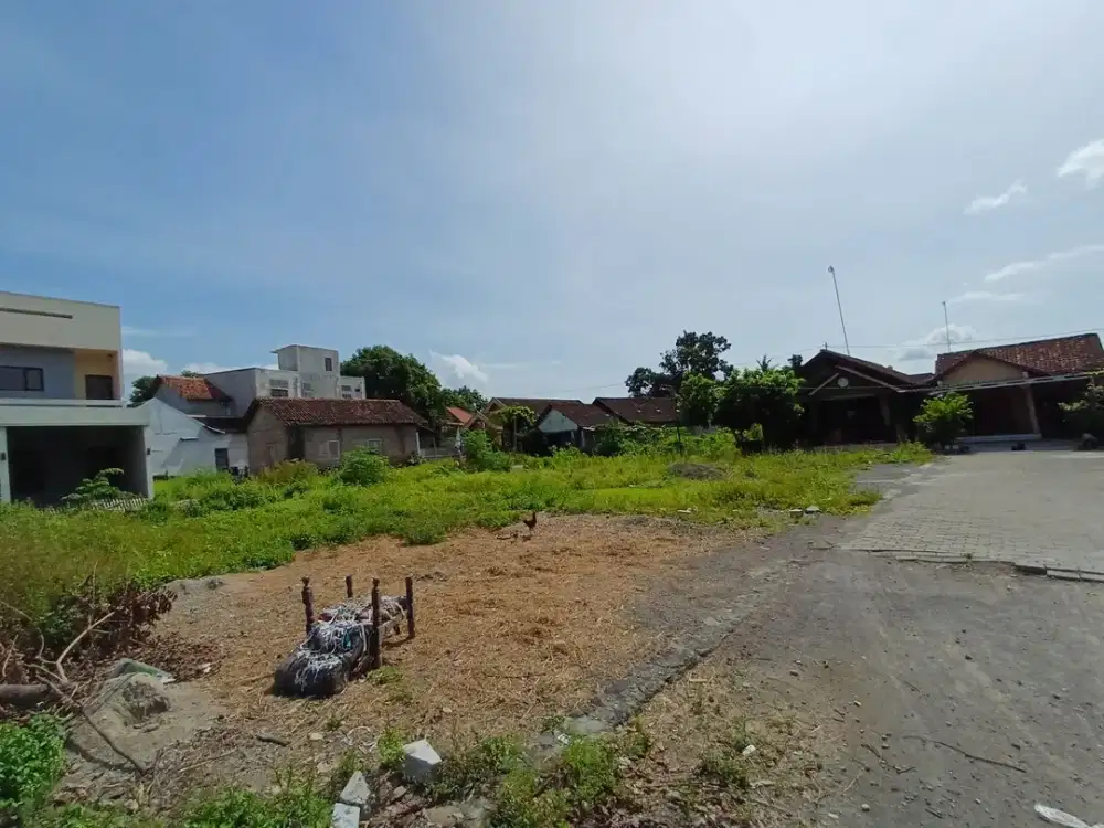 Tanah Komersil Dekat Jalan Raya, Timur Candi Prambanan