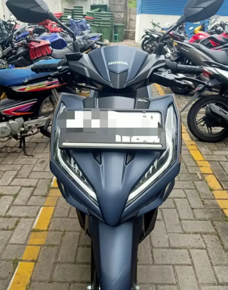 VARIO 125 KEYLESS 2022 CBS ISS