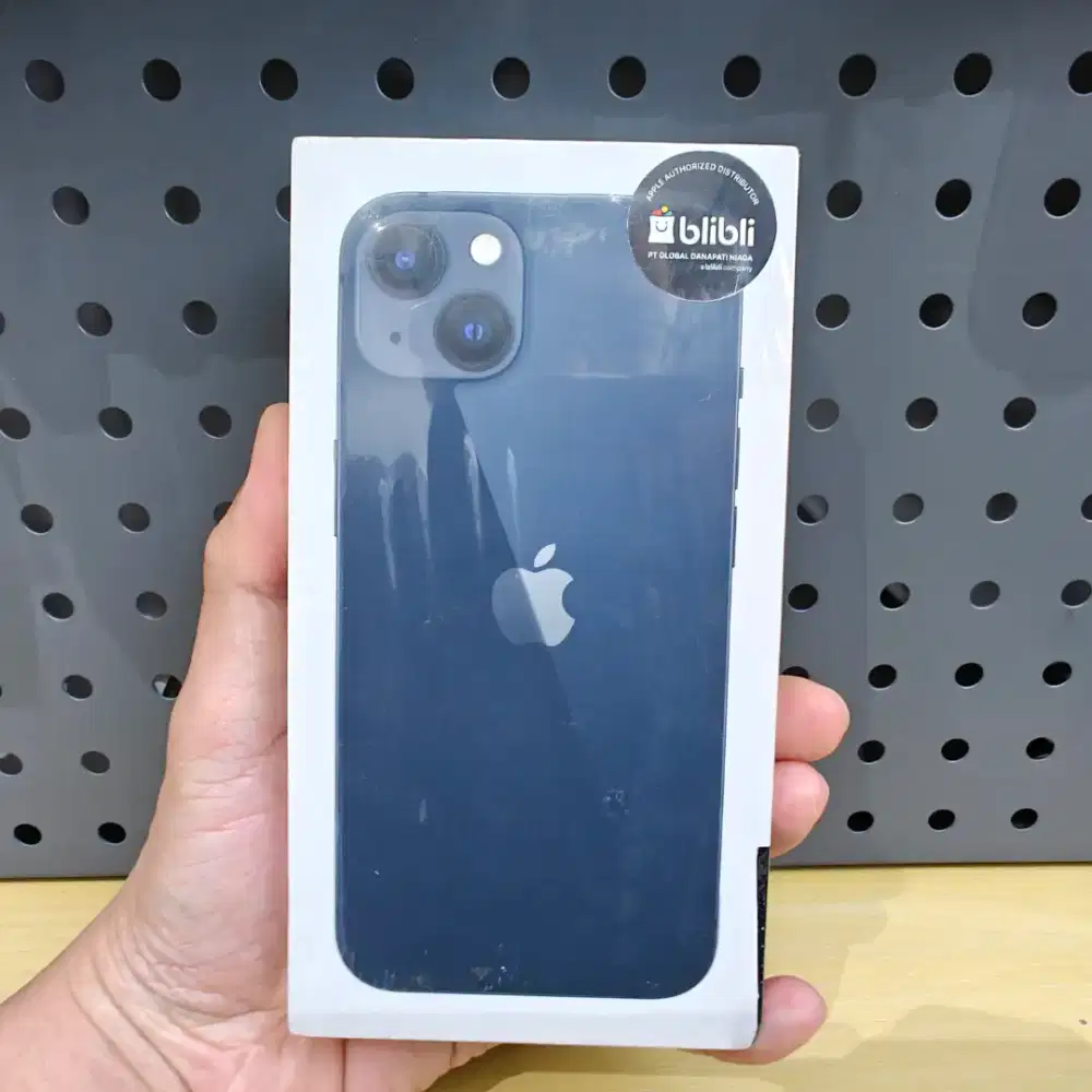 iPhone 13 128GB – Midnight | Segel Baru | Garansi Resmi Blibli