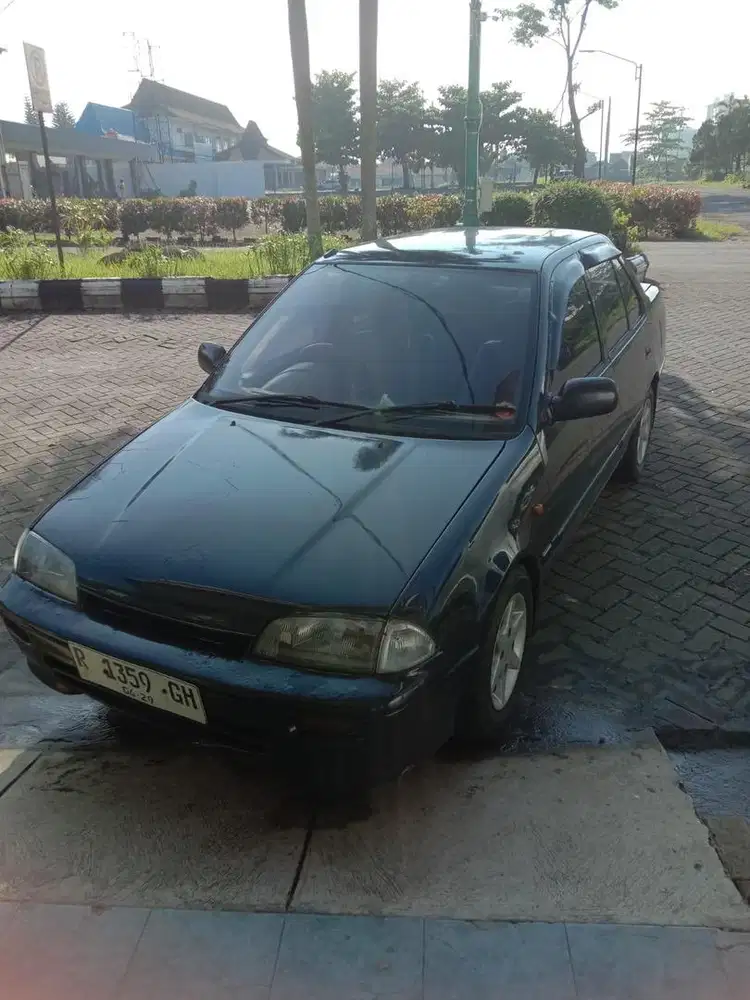 Suzuki Esteem 1.3 th 1996