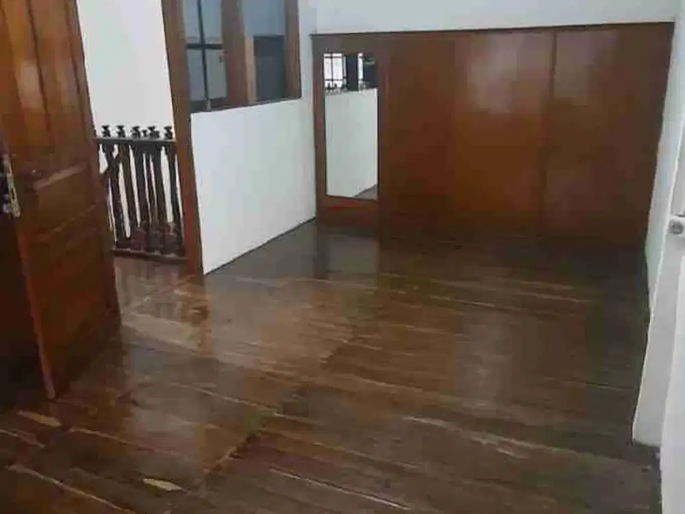 rumah siap huni 3 lt murah strategis cocok untuk kost2 an di Antapani