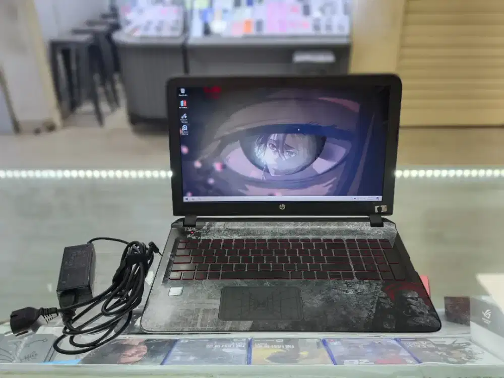 Laptop HP 15-an050nr Star Wars Special Edition