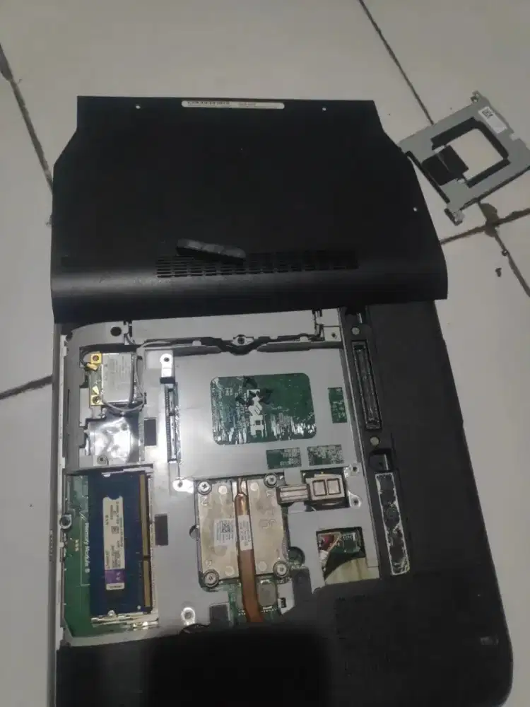 Dell latitude e5420, apa ada nya