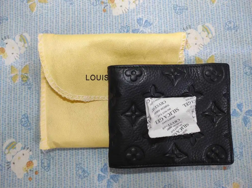 Dompet laki - laki