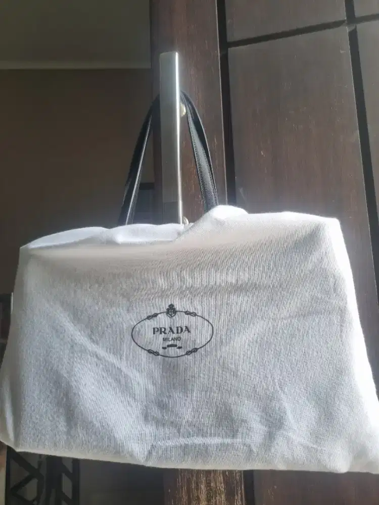 Tas prada tote bag black