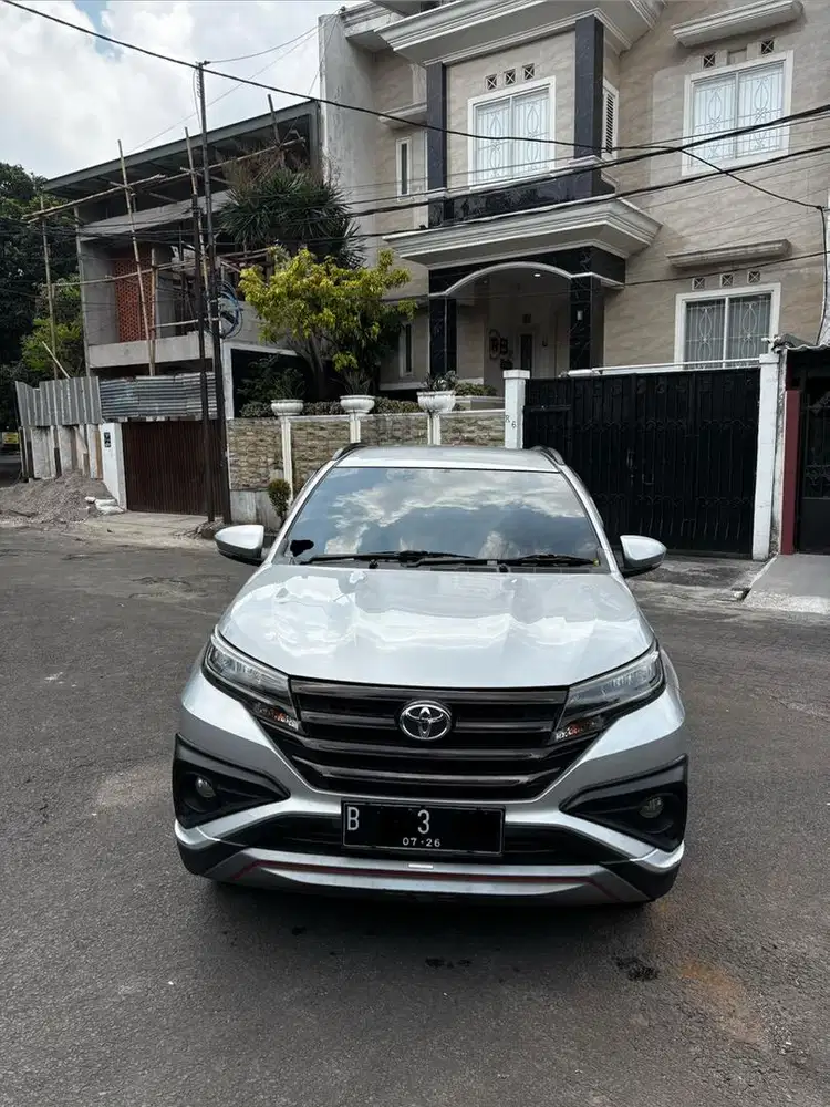 Jual Toyota New Rush TRD Sportivo A/T terawat tahun 2018