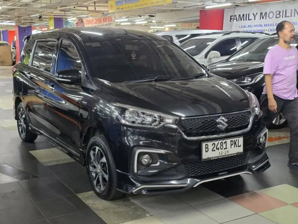 Suzuki Ertiga Sport 2019 Hitam