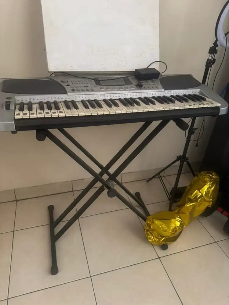 Di jual keyboard , jarang di pakai