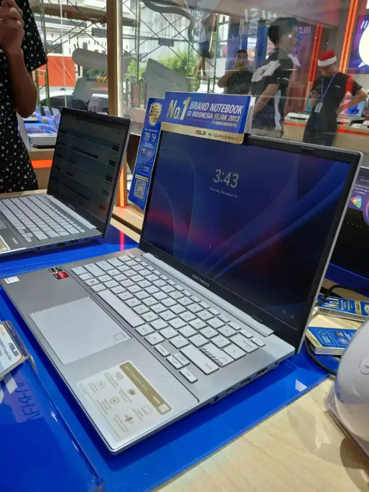 ASUS VIVOBOOK E1404FA