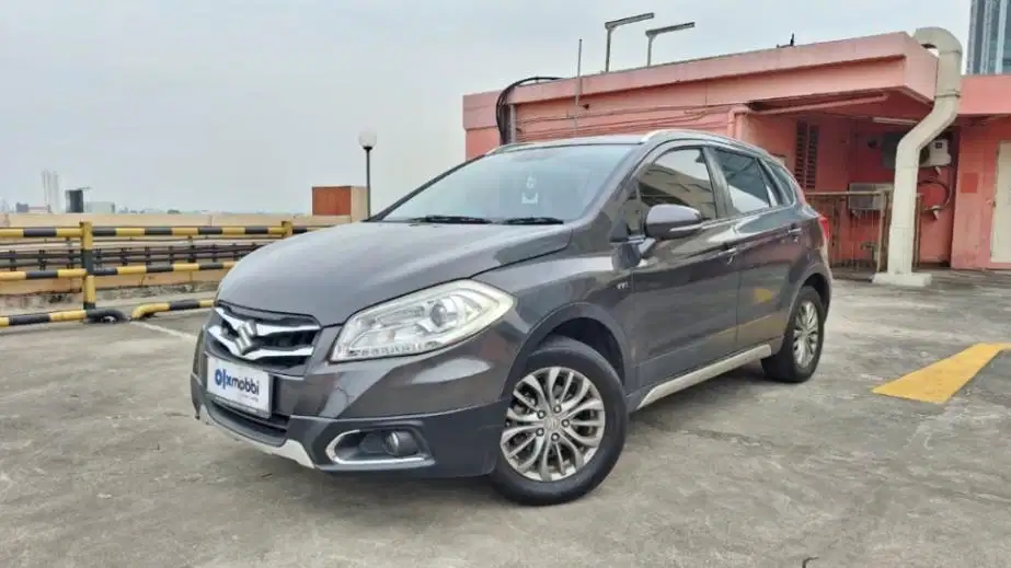 Suzuki SX4 1.5 S-Cross Bensin-MT 2017