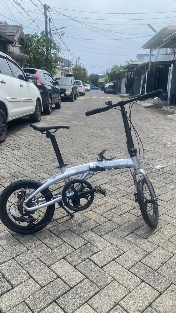 Sepeda Lipat Polygon Metro 16
