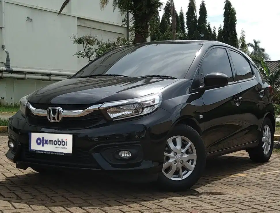 TDP 8,JT, Honda Brio Satya 1.2 E Bensin-AT Hitam 2020